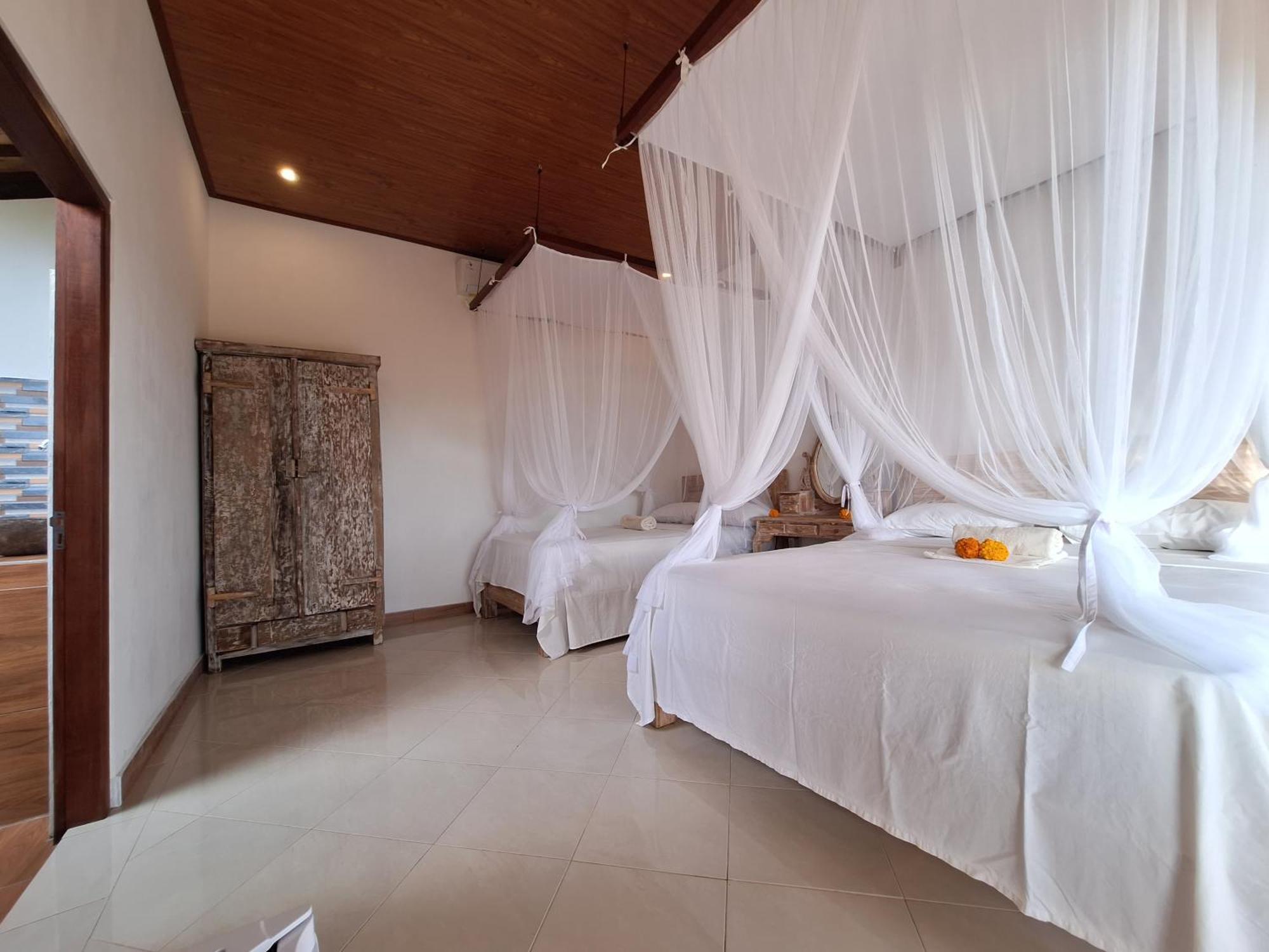 Frangipani Inn & Restaurant Seraya Extérieur photo
