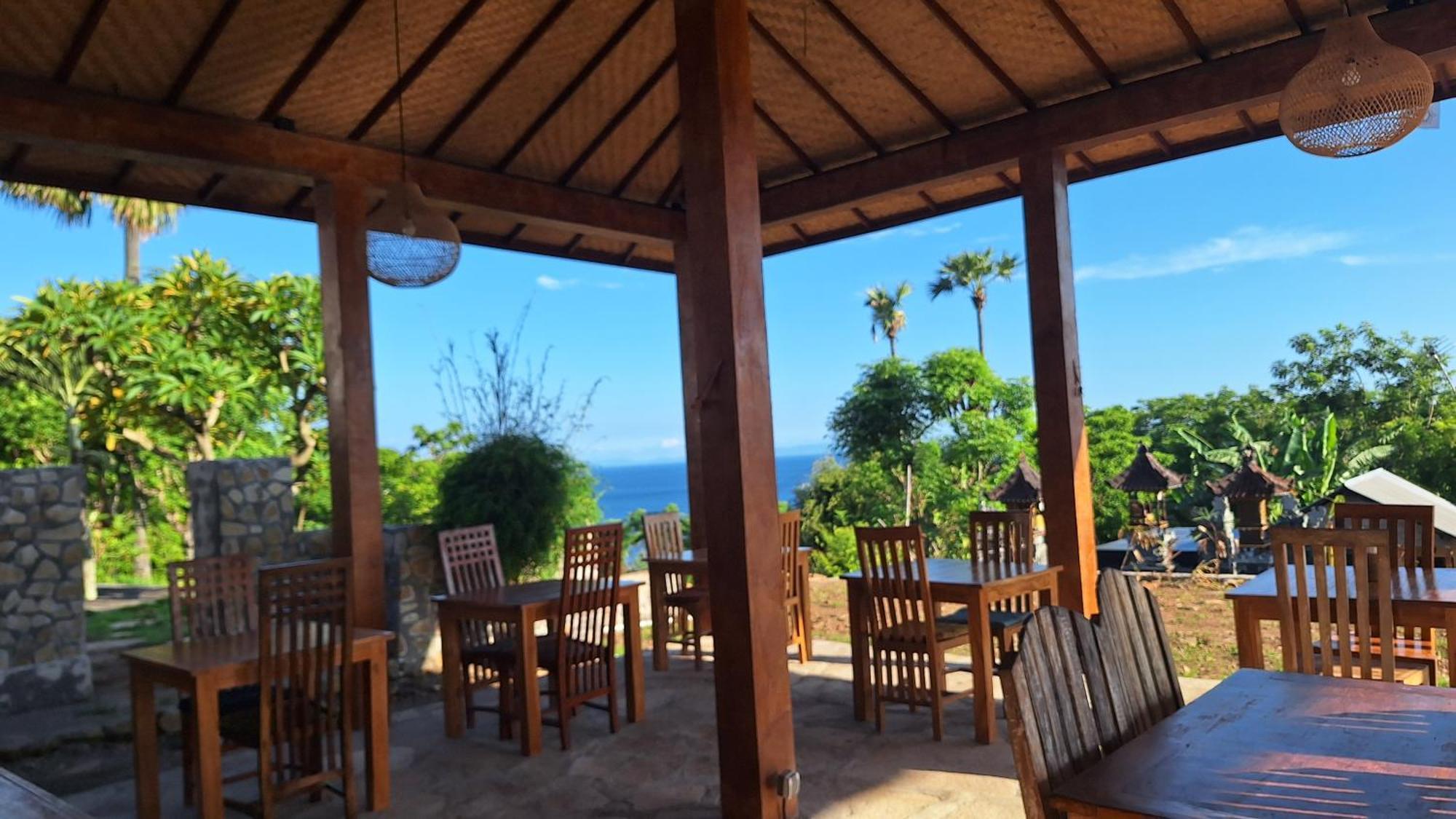 Frangipani Inn & Restaurant Seraya Extérieur photo