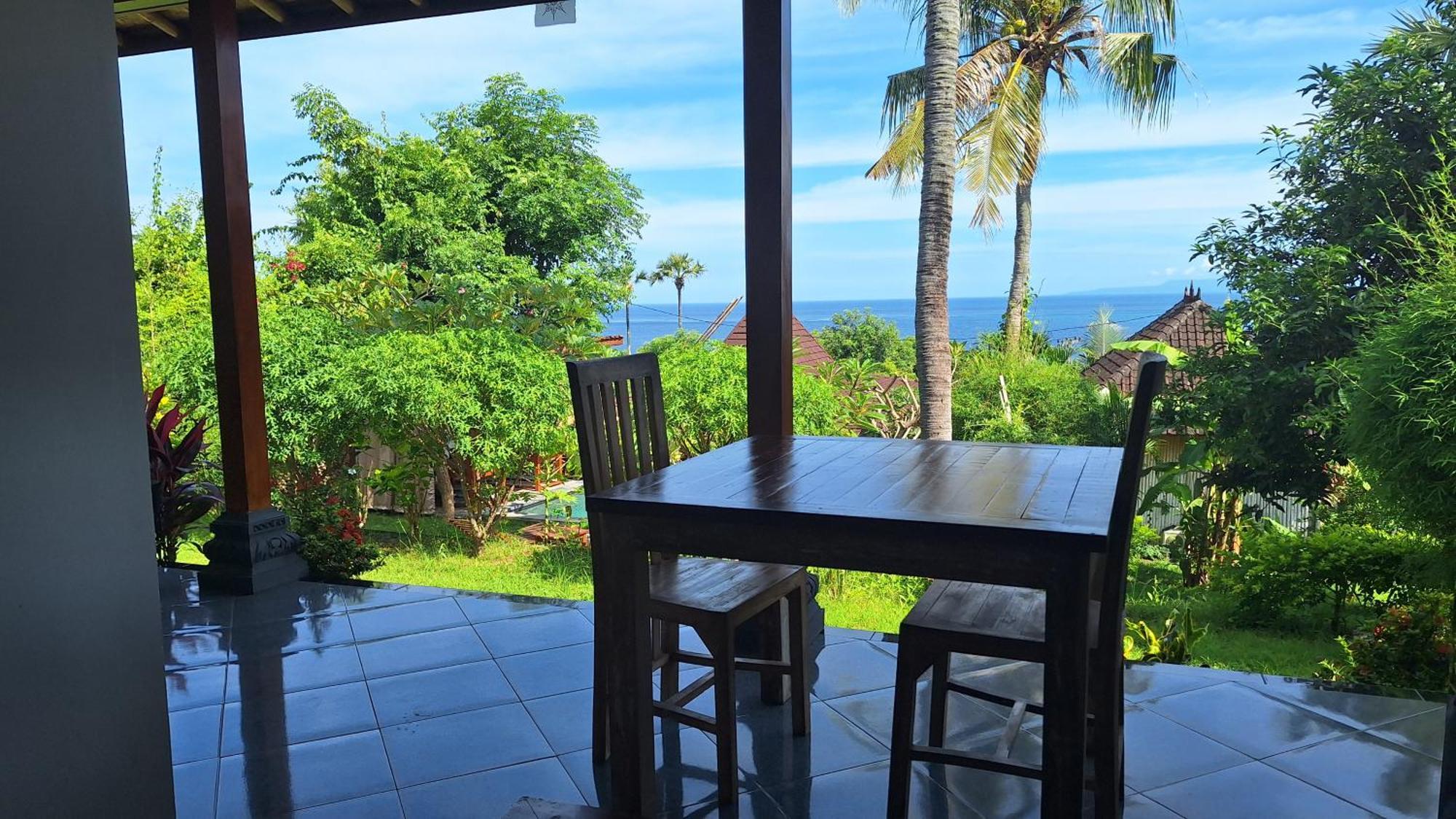 Frangipani Inn & Restaurant Seraya Extérieur photo