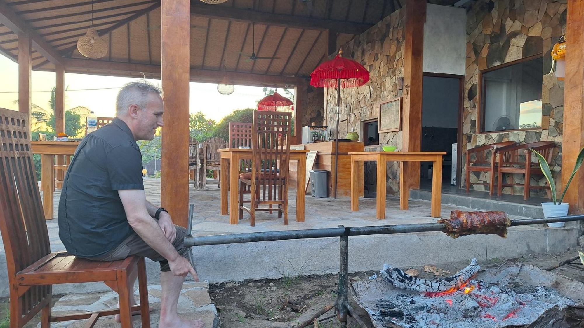 Frangipani Inn & Restaurant Seraya Extérieur photo